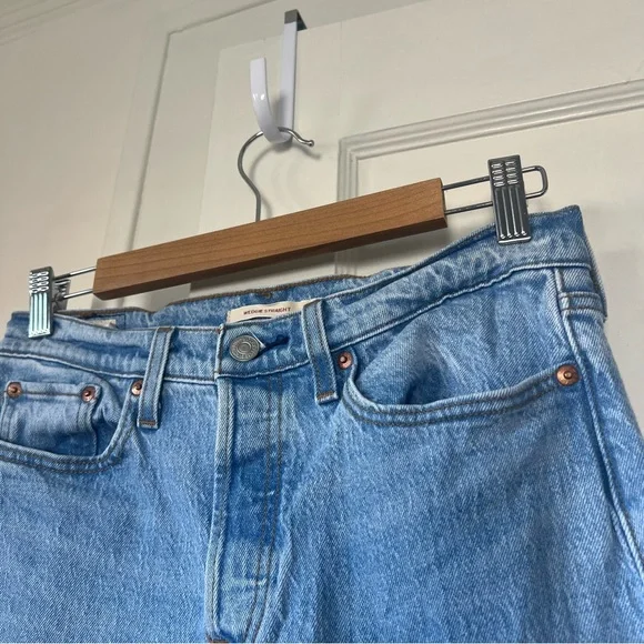 Levi's Wedgie Straight Jeans in Fully Baked Wash - Picture 5 of 10